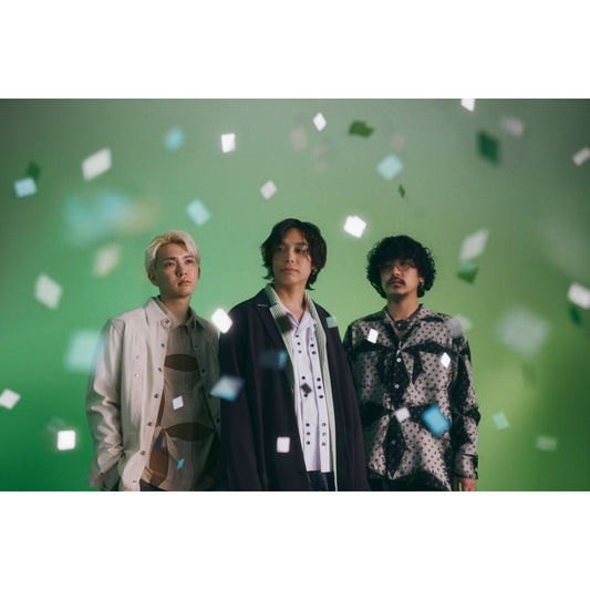 Omoinotake 單曲CD《FLASHBULB / 花束》動畫「花樣少年少女」第2季片頭/片尾曲 <期間生産限定盤(CD+Blu-ray)>