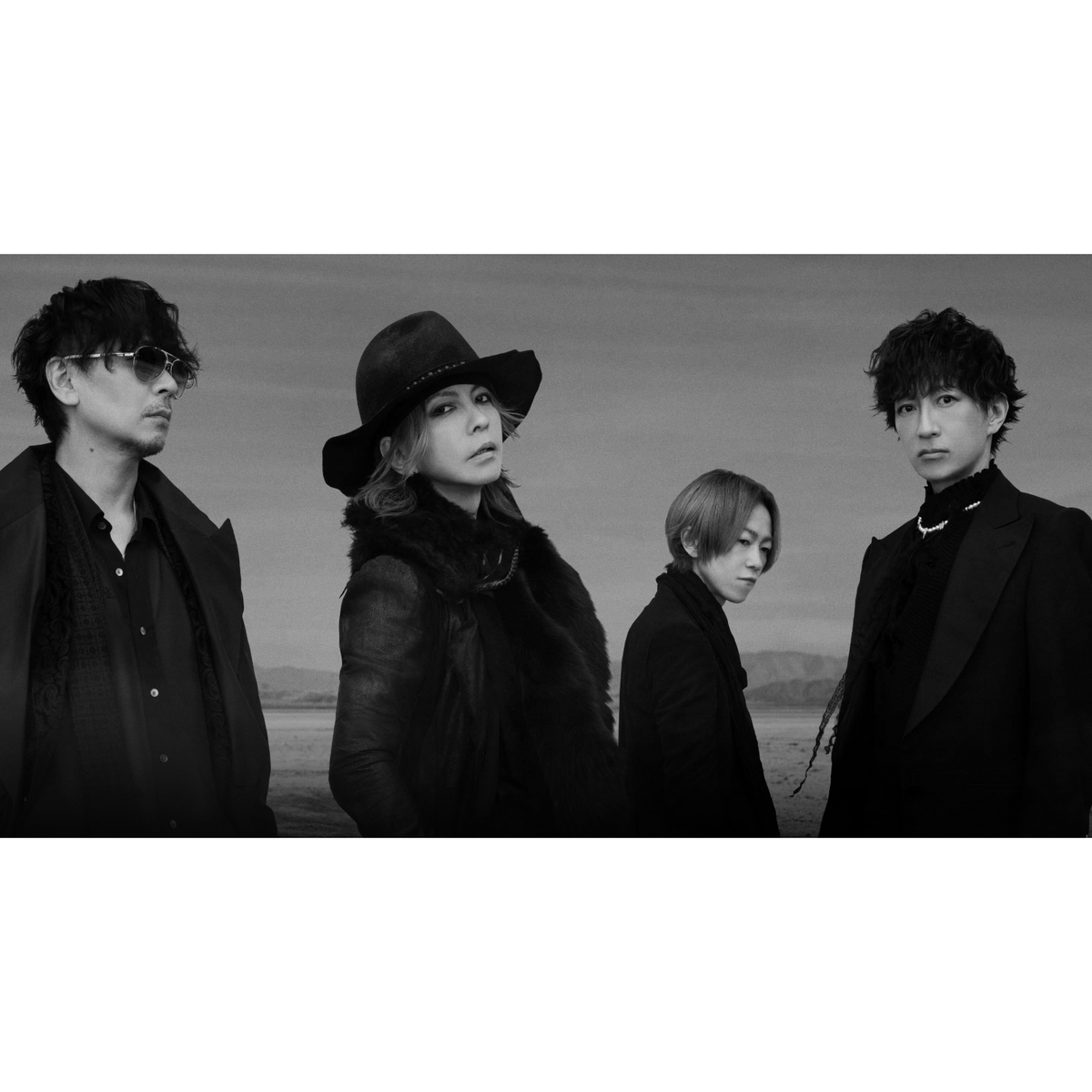 L'Arc-en-Ciel 單曲CD《総天然色》<初回生産限定盤(CD+Blu-ray)/通常盤(CD)>