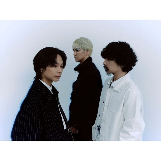 Omoinotake 單曲CD《Gravity / イノセントブルー》電影「(LOVE SONG)」主題曲 ＜初回生産限定盤(CD＋Blu-ray)／通常盤(CD)＞