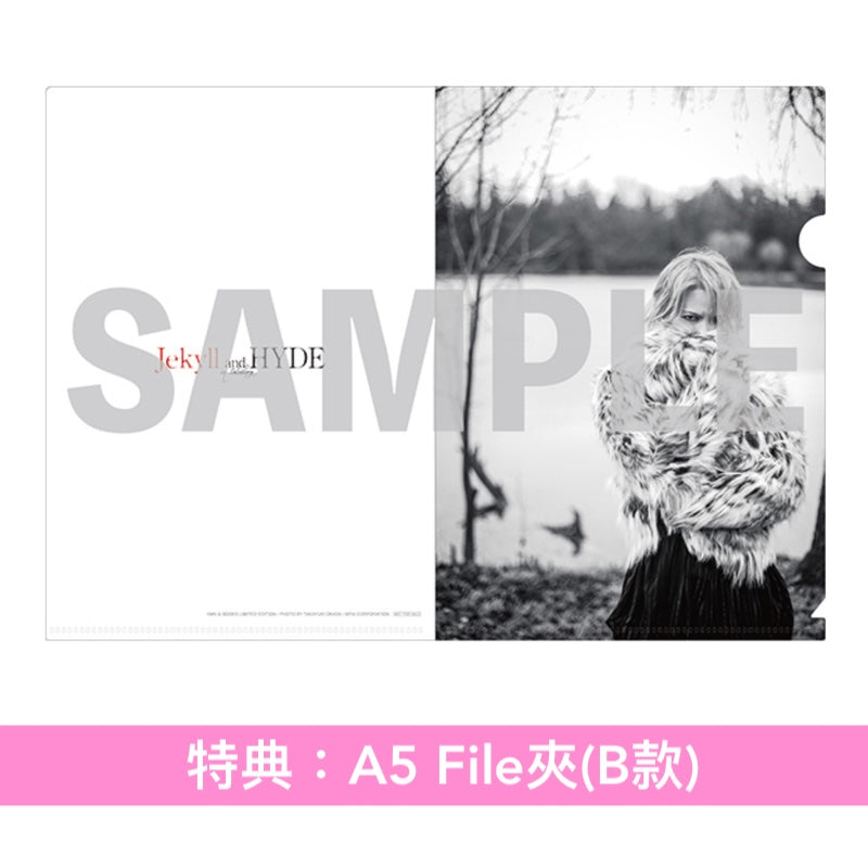 HYDE 寫真集《Jekyll and HYDE in Salzburg》＜約29.7 x 22.9cm／160頁＞