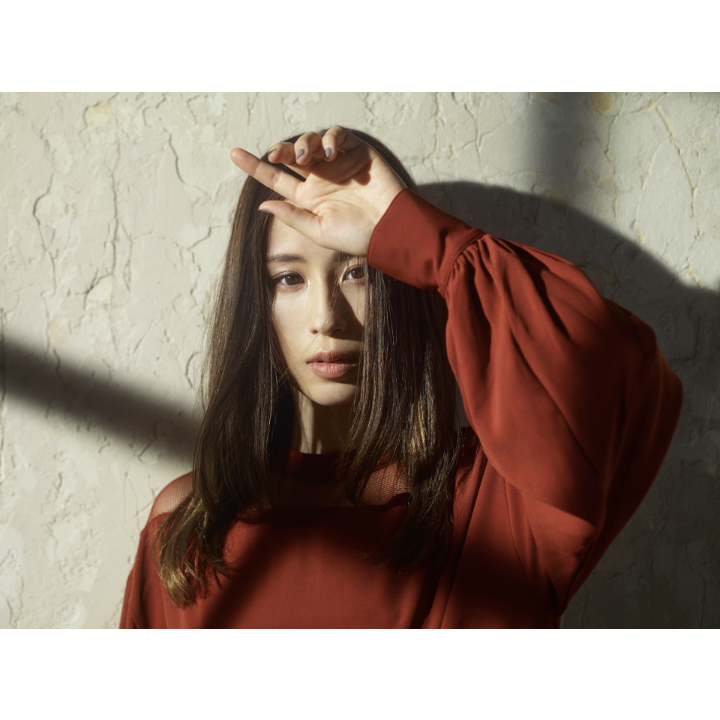 Uru 第15張雙A面單曲CD《Never ends / 手紙》日劇「DOPE 麻薬取締部特捜課」／電影「雪風 YUKIKAZE」主題曲 ＜初回生産限定盤(CD＋Blu-ray)／通常盤(CD)＞